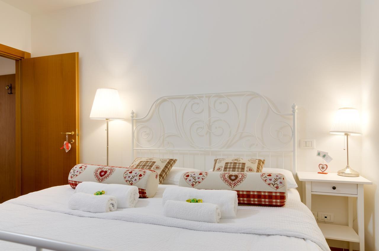 B&B And Apartments Al Duomo Trento Exteriör bild